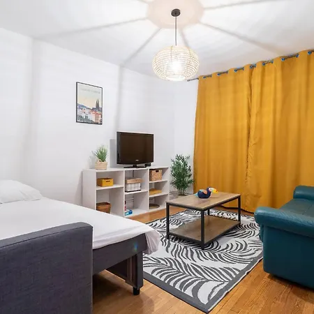 Helene - Cosy&calme à 9min à Pied Du Tram Apartamento