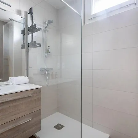 Helene - Cosy & Calme A 9min A Pied Du Tram 아파트